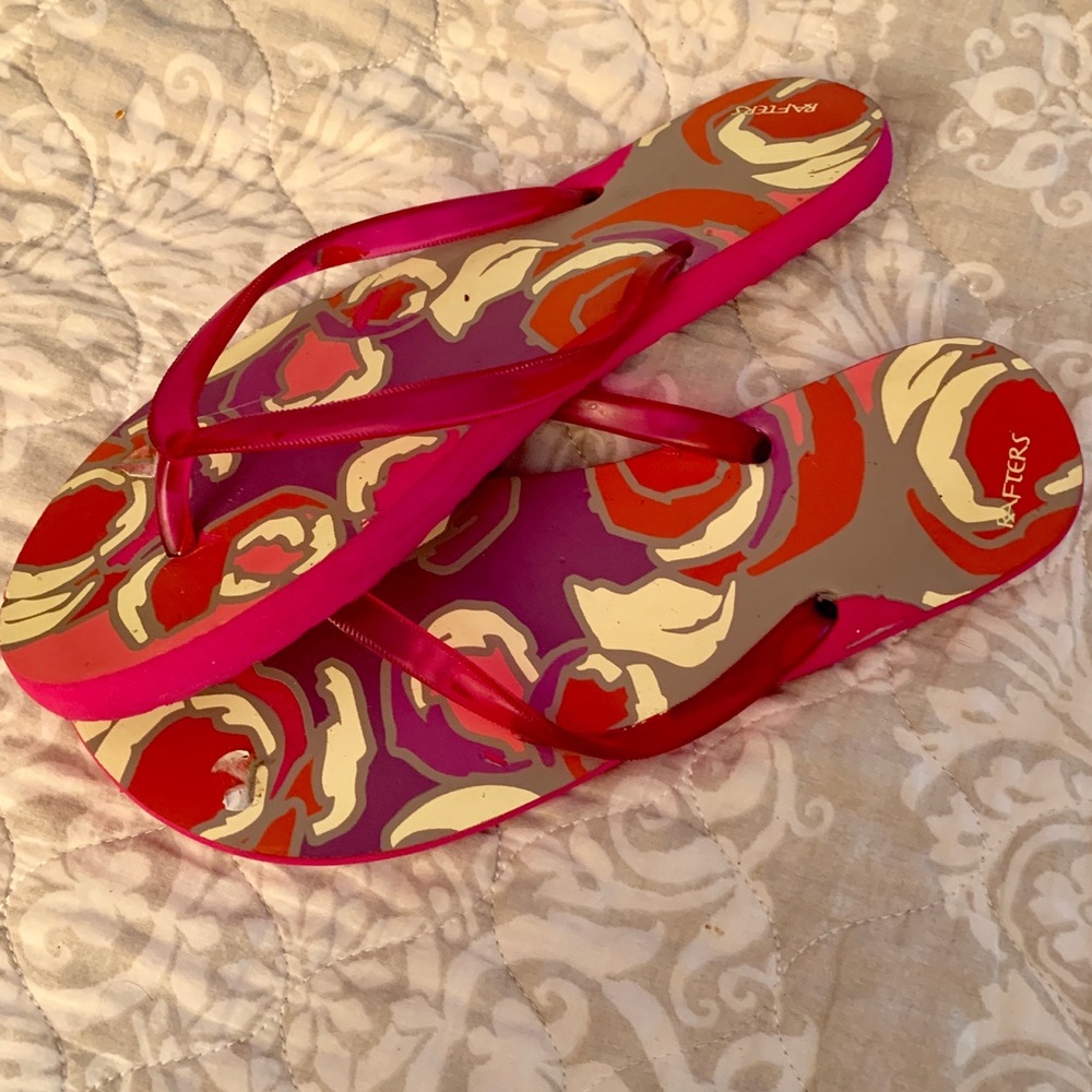 Garnet Hill Flip Flops Thong Sandals  Size 9